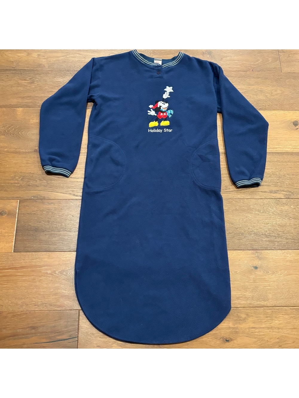 Vintage 90s Disney Mickey Holiday Star, Fleece, Sleep Shirt, Size Small